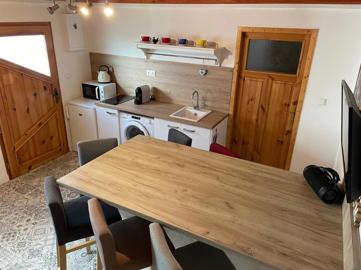 Apartmany Modry Dom Podhájska Exterior foto